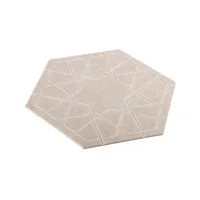 assiette de présentation hexagonale en marbre palatina de gabriele d'angelo