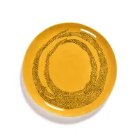 serax - assiette feast en céramique, grès émaillé couleur jaune 20.8 x 2 cm designer ivo bisignano made in design