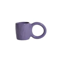 petite friture - tasse à café donut en céramique, faïence émaillée couleur violet 17 x 17.54 9 cm designer pia chevalier made in design