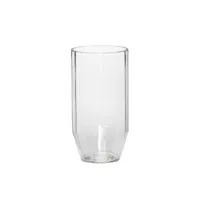 verre à eau en verre transparent.